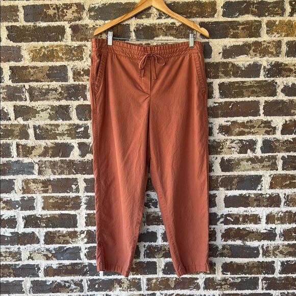 Talbots Soft Twill Cropped Drawstring Waist Pants Size 12 - Picture 1 of 6